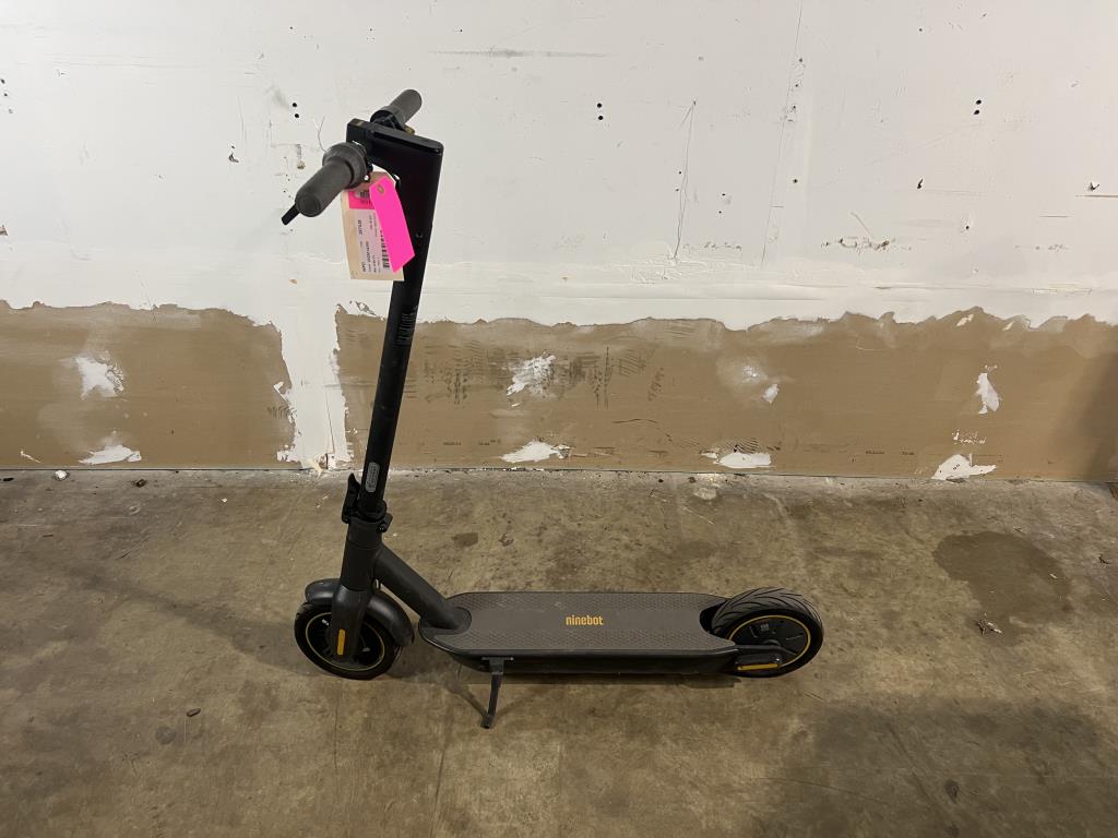 Ninebot Electic Scooter