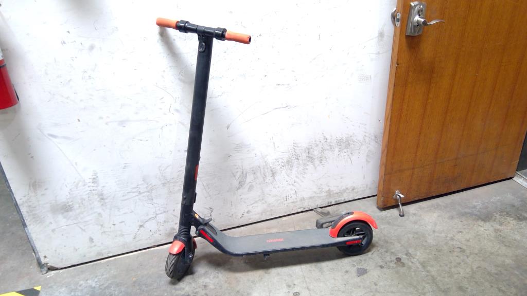 Ninebot Kickscooter, Electric Scooter