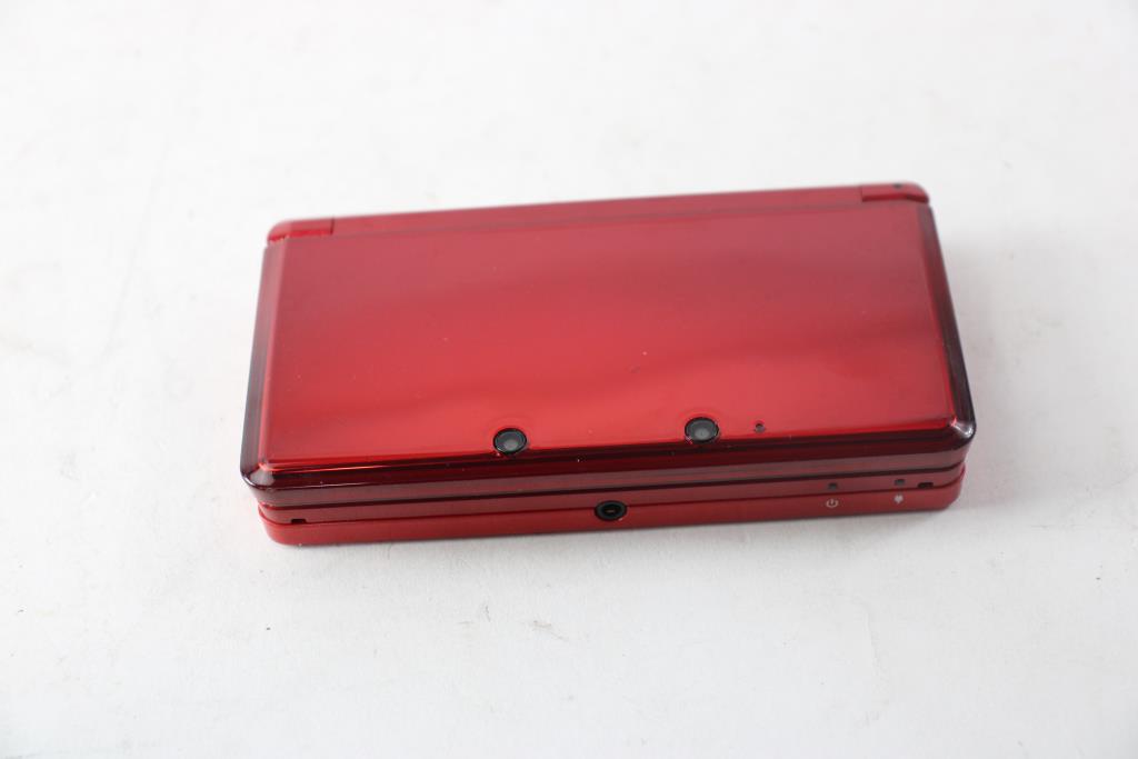 Nintendo 3DS, CTR001 Property Room