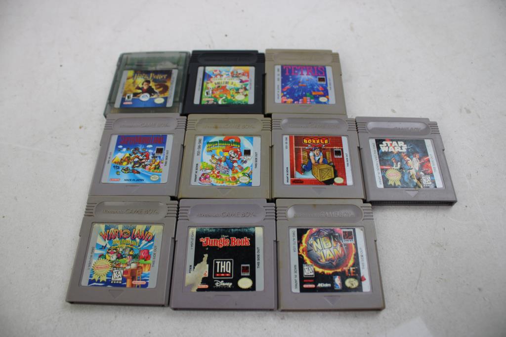 Nintendo Gameboy Pocket SOLD FOR PARTS With Tetris And More Games, 10 Pieces