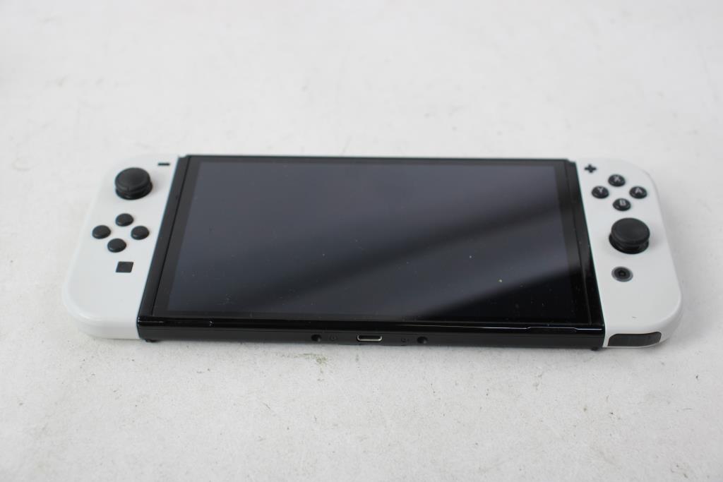 Nintendo Switch OLED With Star Case
