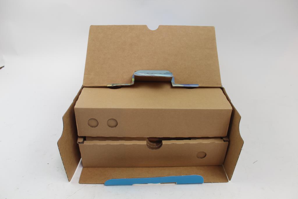 Nintendo Wii U Mario & Luigi Deluxe Set Property Room