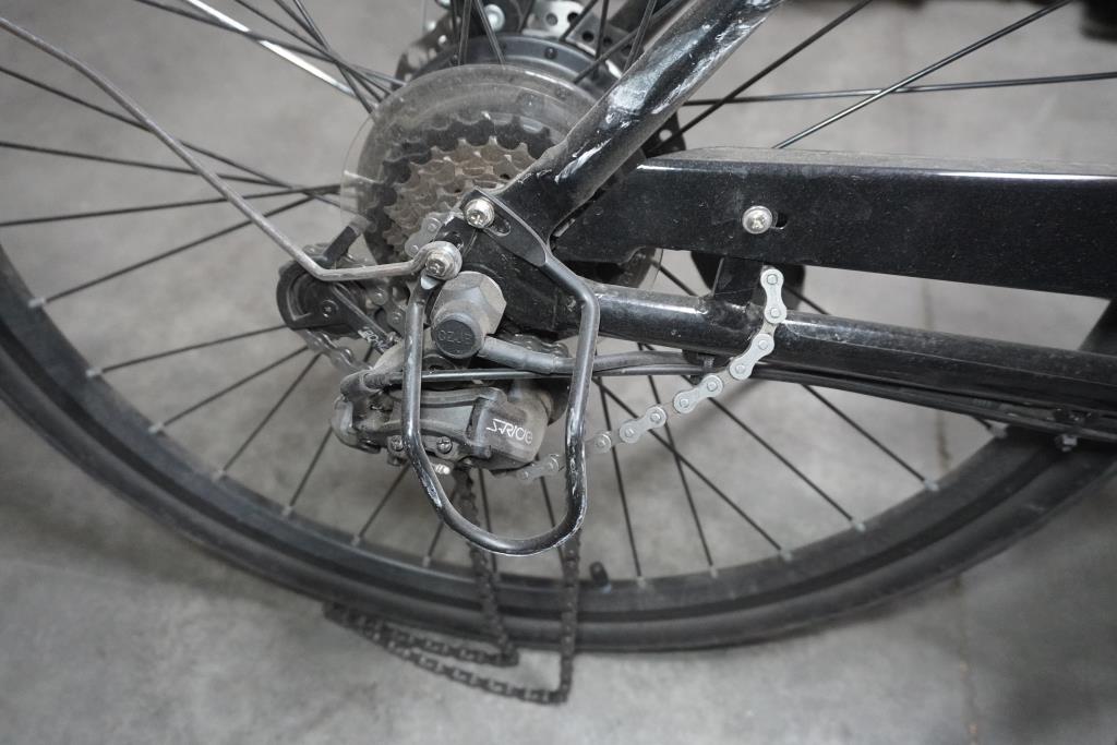 Nishiki Escalante EBike DAMAGED Property Room