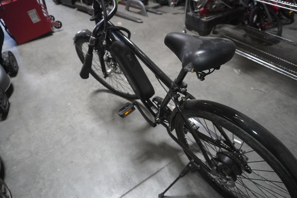 Nishiki Escalante EBike DAMAGED Property Room