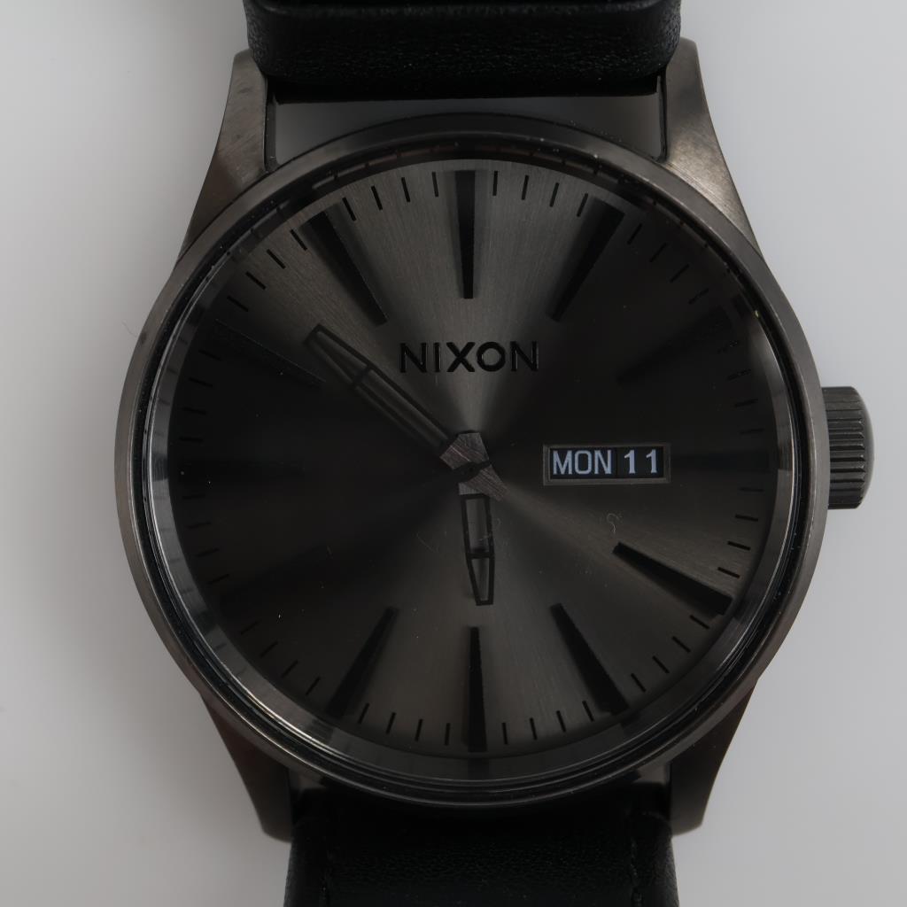 Nixon Sentry Leather Watch