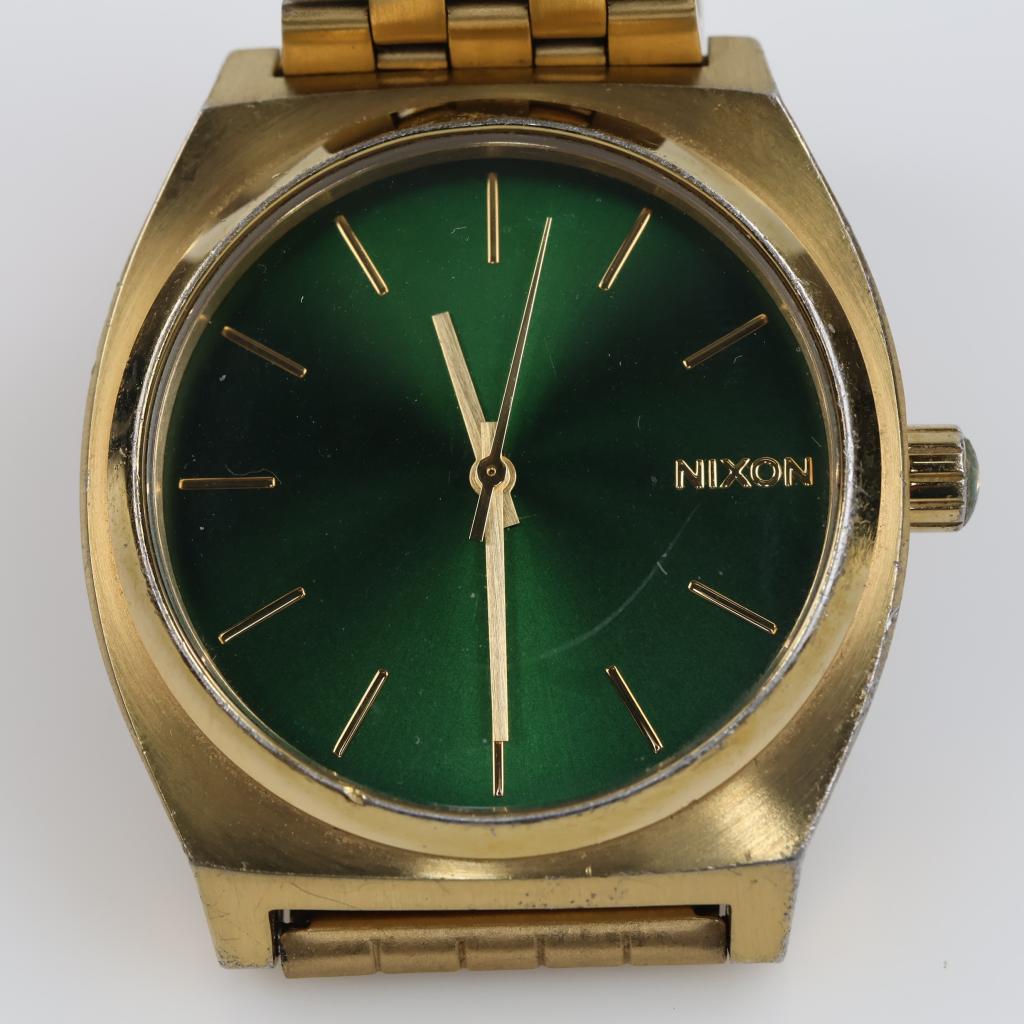 Nixon Time Teller