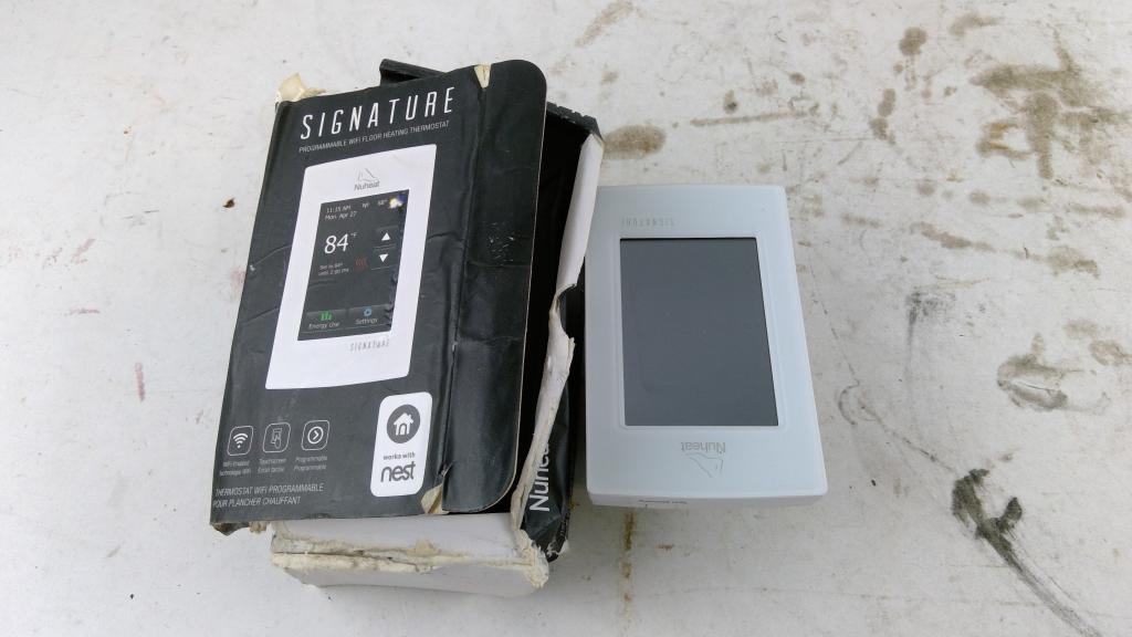 Nuheat Signature Programmable Wifi Floor Heating Thermostat