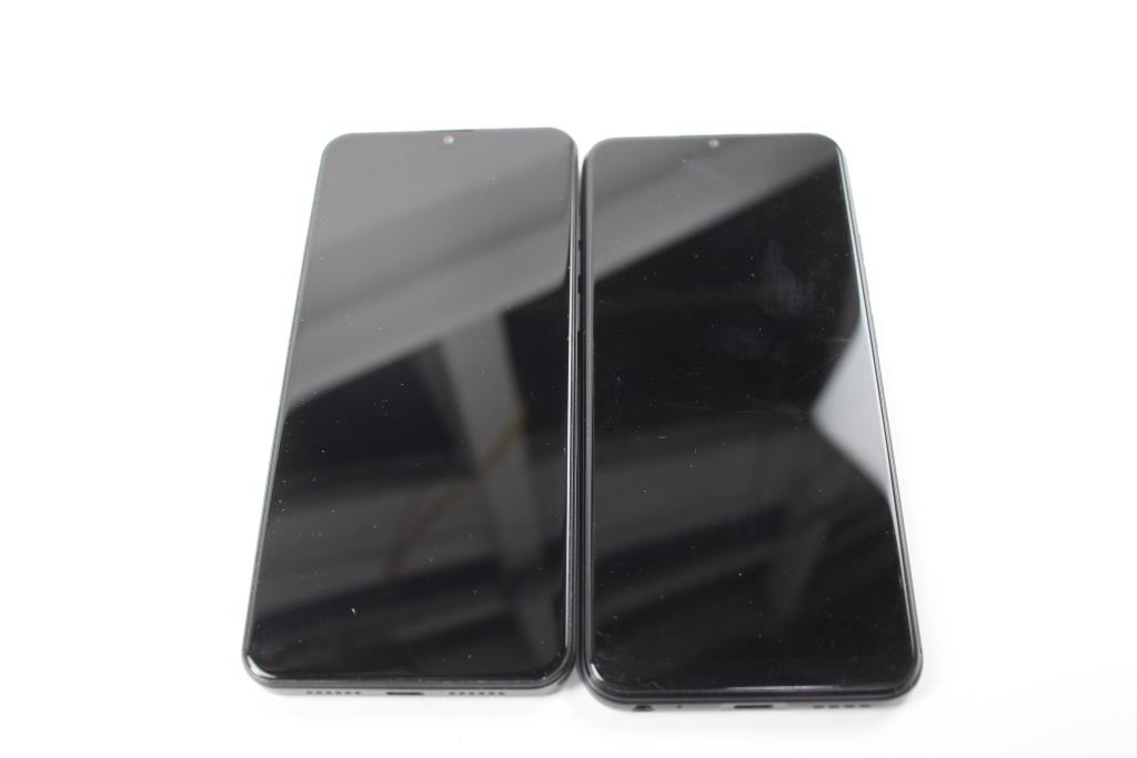 Nuu, Foxx Cell Phone Lot, 2 Pieces, Sold For Parts