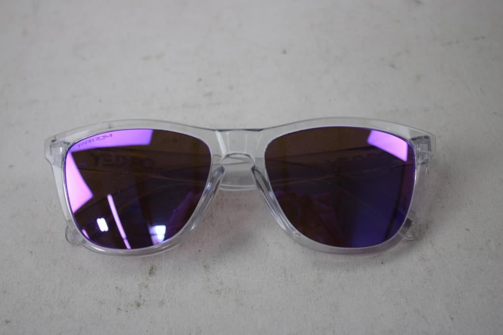 Oakley Frogskin Sunglases Prizm Violet Lens
