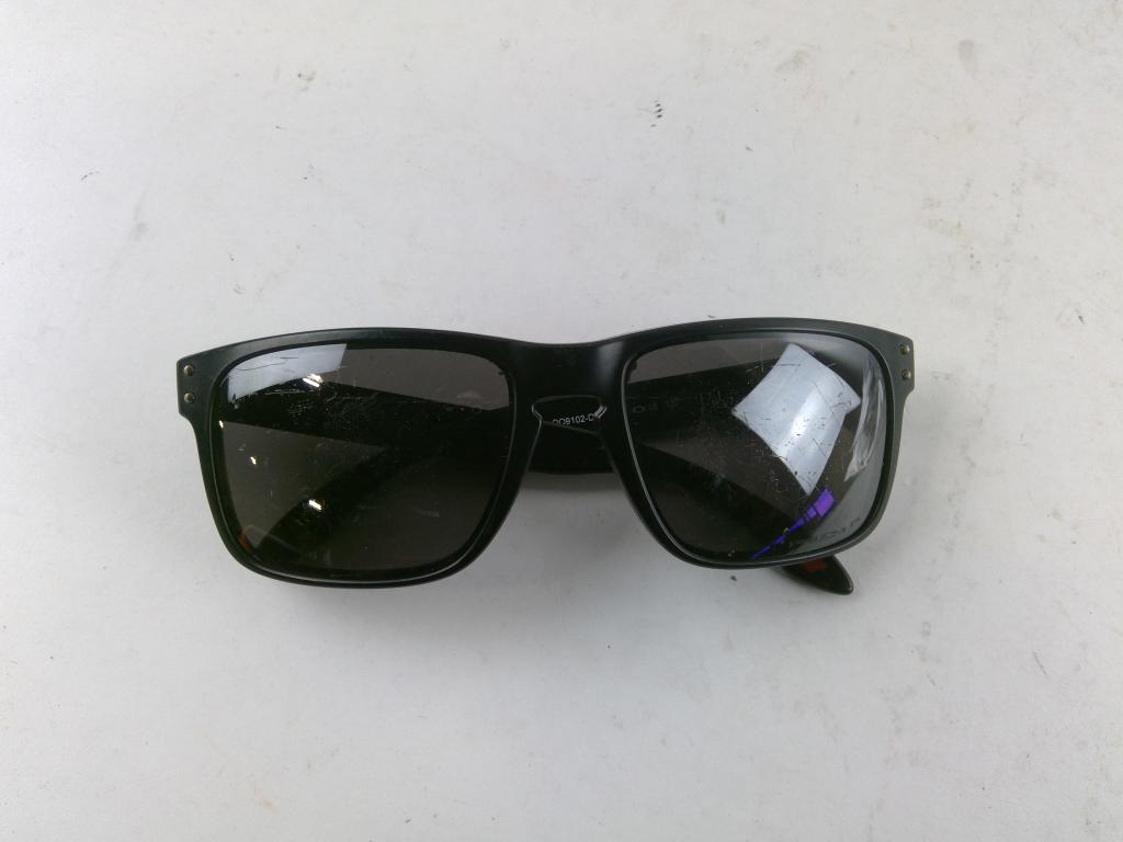 Oakley Mens Sunglasses