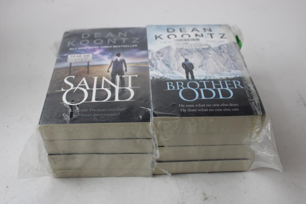 Odd Thomas Complete Book Collection, And The Land Of The White Horse, 9 Pieces