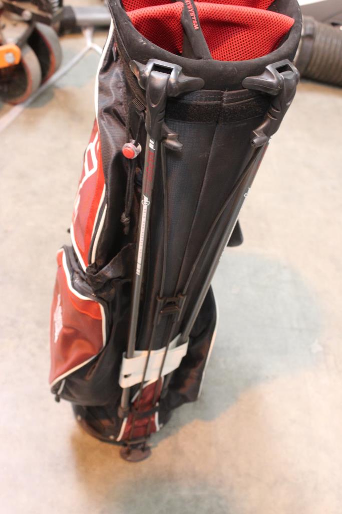 Ogio VaporLite Golf Bag Property Room