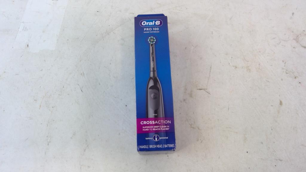 Oral B Pro 100 Cross Action Electric Tooth Brush
