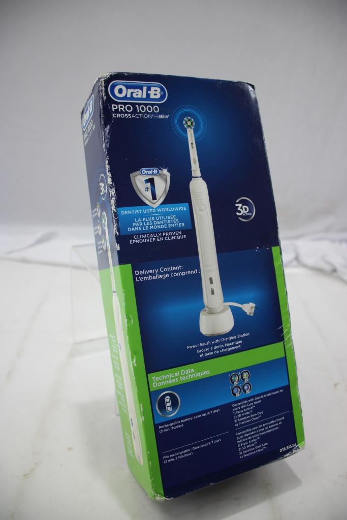 Oral B Pro 1000 Toothbrush | Property Room