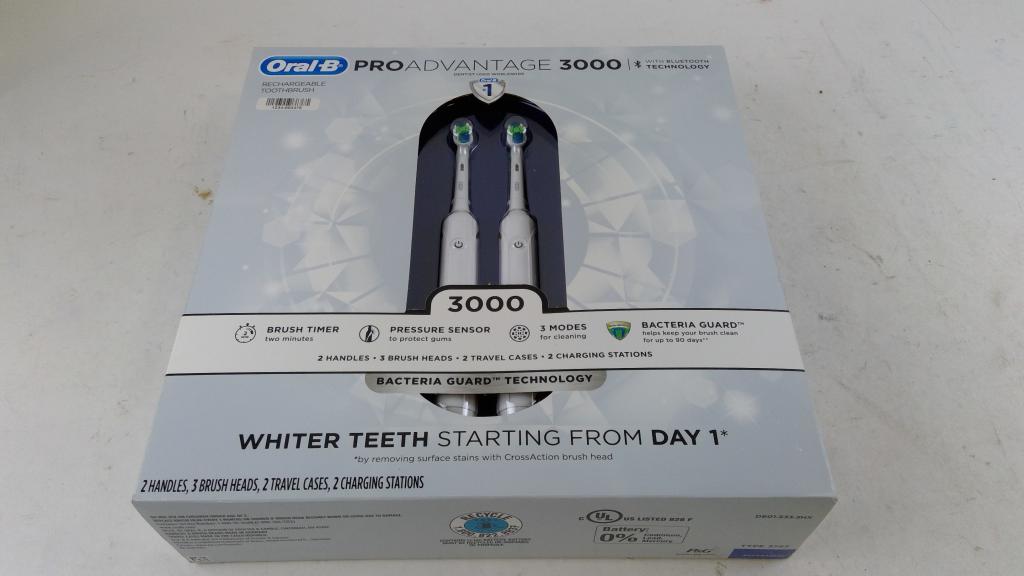 Oral B Proadvantage 3000 Electric Toothbrush Set