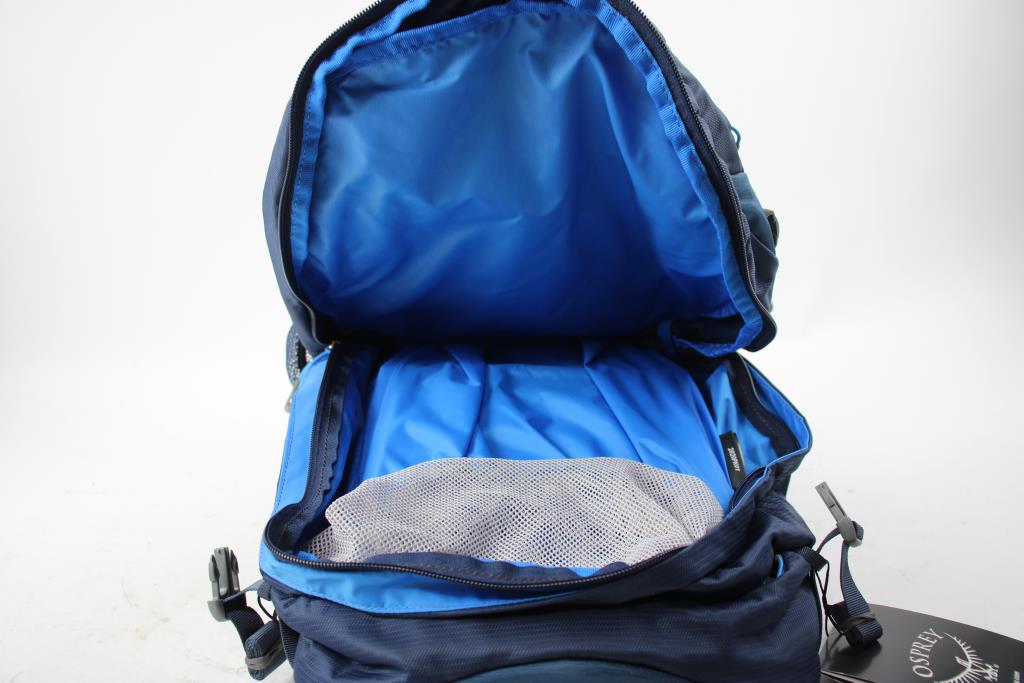 Osprey Stratos 24 Men's Hiking Backpack, Eclipse Blue, 24L