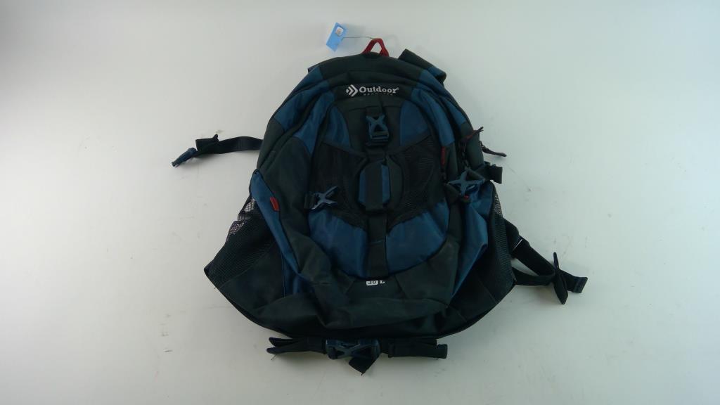 Outdoor Product Day Pack Property Room