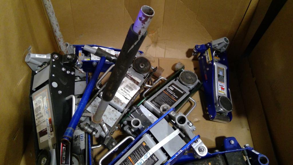 Pallet Of Car Jacks 5+ Pieces