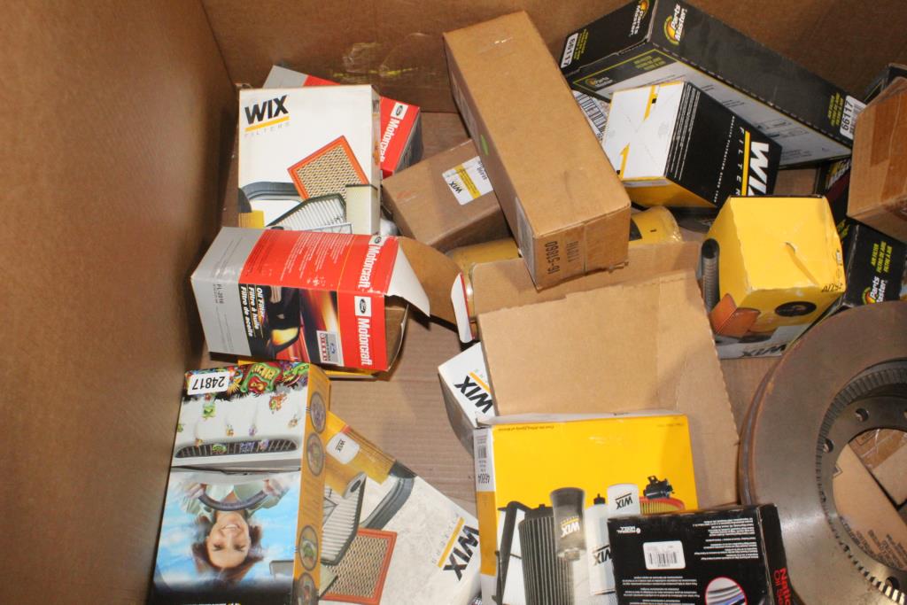 Pallet Of Car Parts, 20+ Pieces Property Room