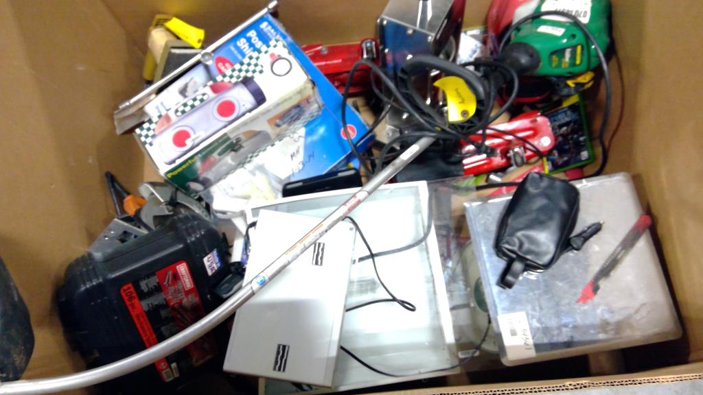 Pallet Of Carjack And More 10+ Pieces