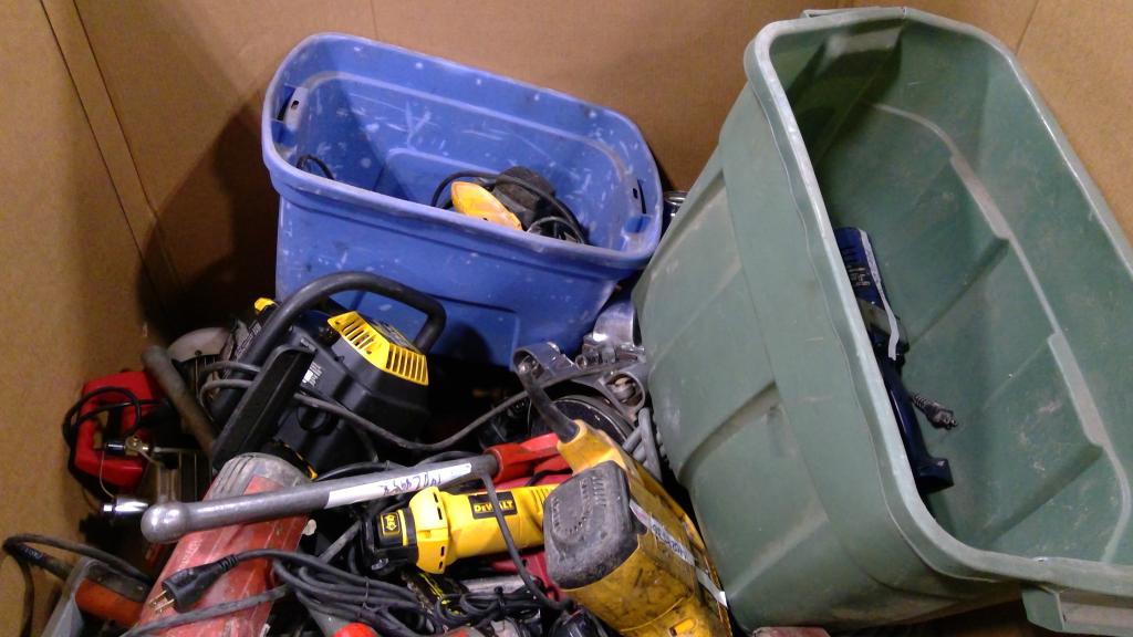 Pallet Of Chainsaw And More 10+ Pieces