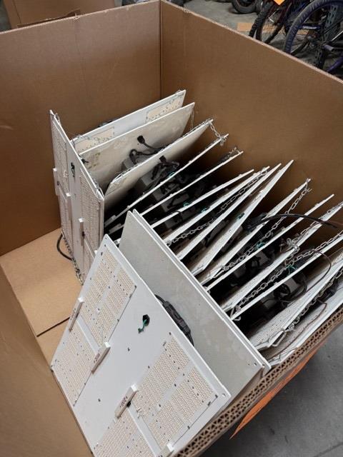 Pallet Of Grow Lights 15+