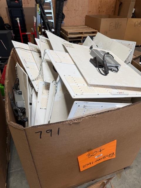 Pallet Of Grow Lights 30+