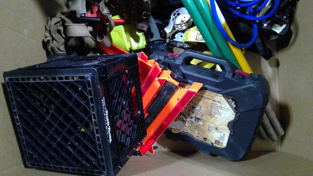 Pallet Of Mechanics Tool Set And More 10+ Pieces