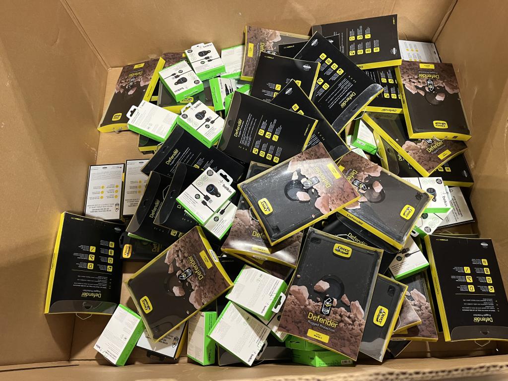 Pallet Of Otterbox IPad Cases And More 10+ Pieces