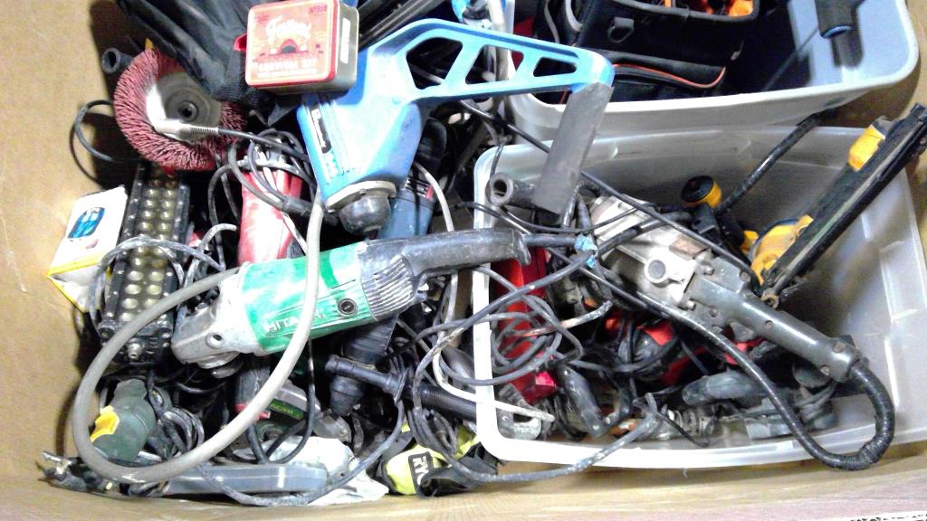 Pallet Of Powertools And More 10+ Pieces