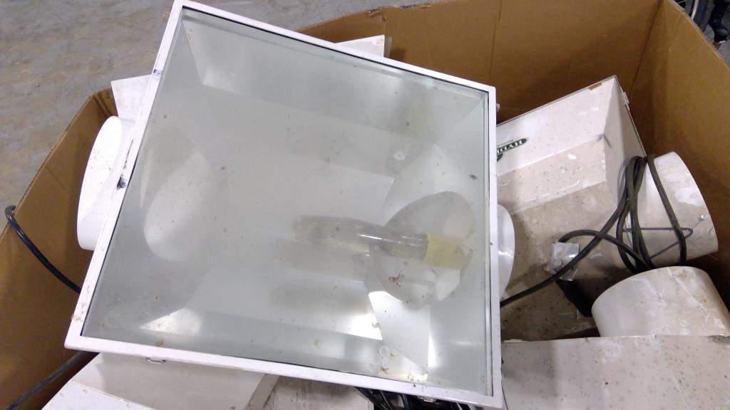 Pallet Of Reflectors 5+ Pieces