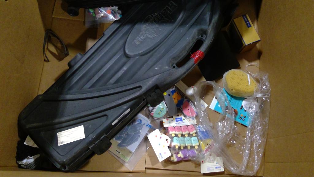 Pallet Of Suitcase 5+ Pieces