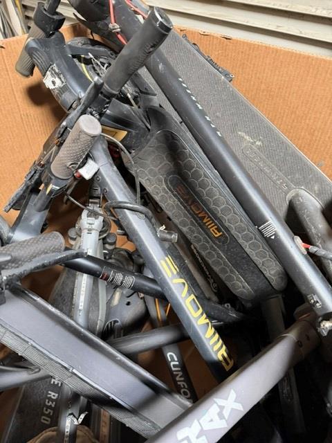 Pallet Of Used Electric Scooters - PropertyRoom.com