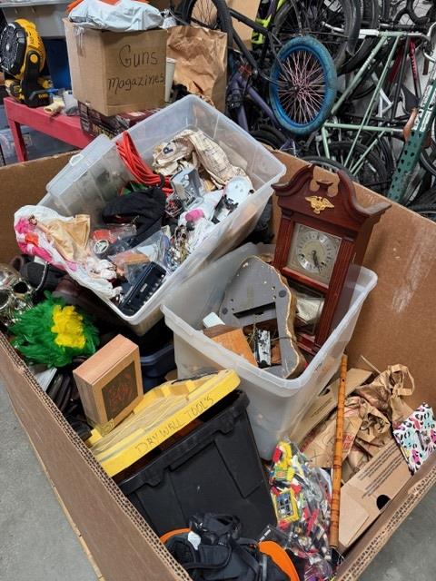 Pallet Of Used Items - ALL CONTENTS MUST BE REMOVED