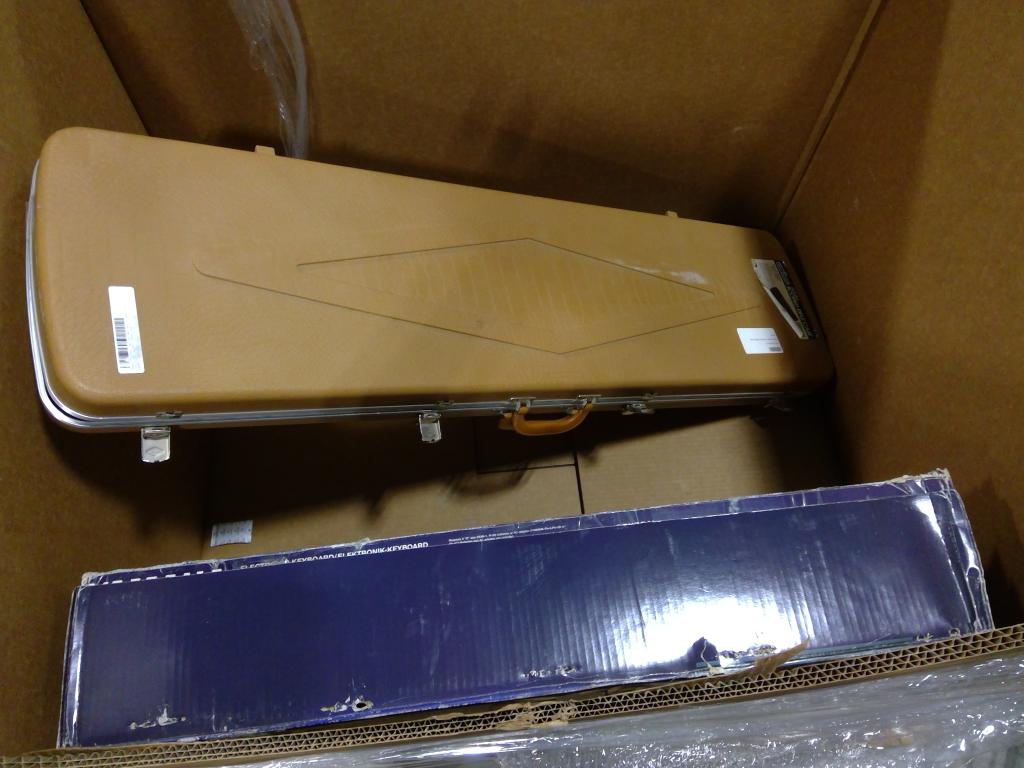 Pallet Of Yamaha Electric Keyboard And More 2 Pieces