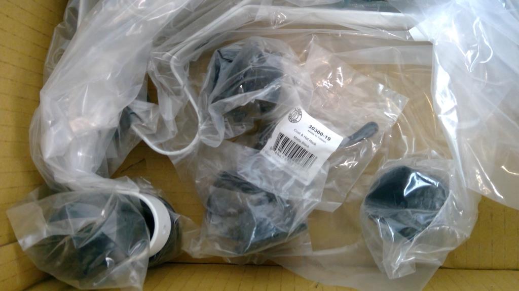 Pamex Coat&Rod Support Bracket And More, 5+ Pieces | Property Room