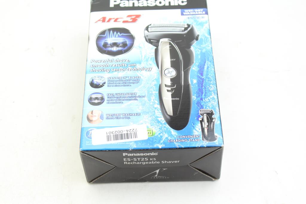 Panasonic Arc3 Wet/Dry Electric Razor | Property Room