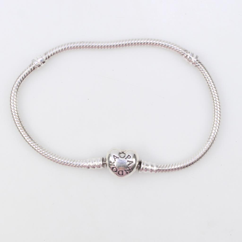 How To Open Pandora Moments Heart Clasp Snake Chain Bracelet Pandora Moments Heart Clasp Snake Chain Silver Bracelet | Property Room