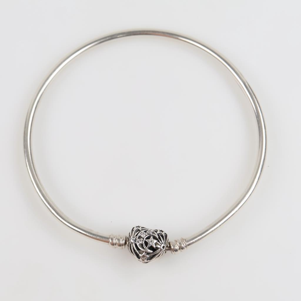 Pandora Sterling Silver Bangle Heart Clasp Bracelet
