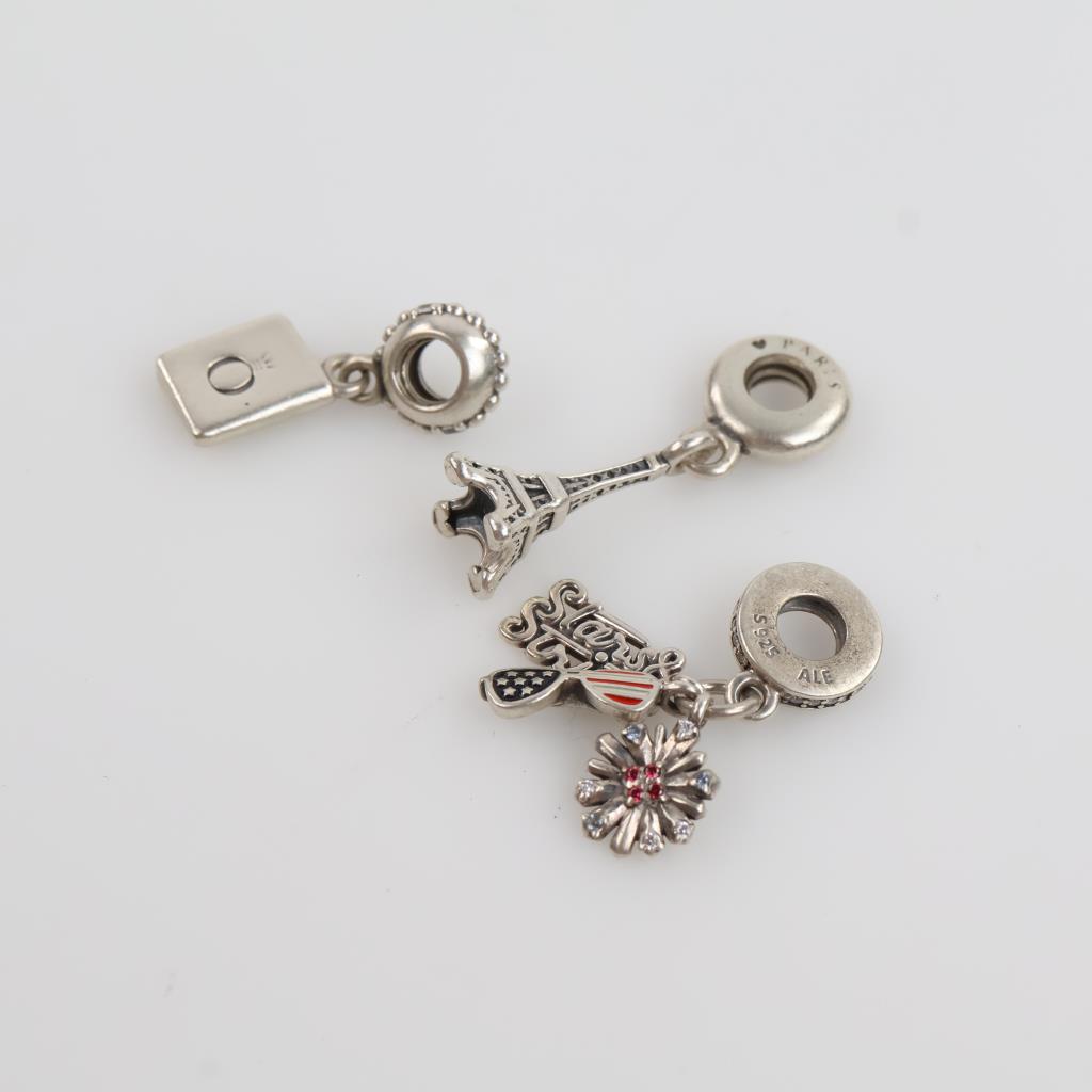 Lot De 25 Charmes De Bijoux Créatifs Hallmark Design By Me - 75 Pièces Argentées - Neuf - Pour Customisation Bracelets Et Colliers