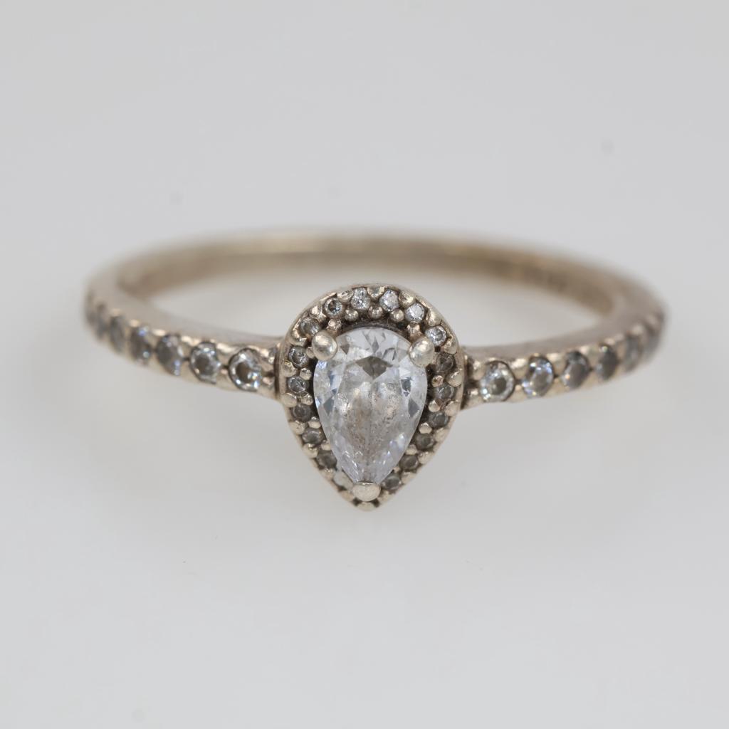Pandora Sterling Silver Classic Teardrop Halo Clear Stone Ring