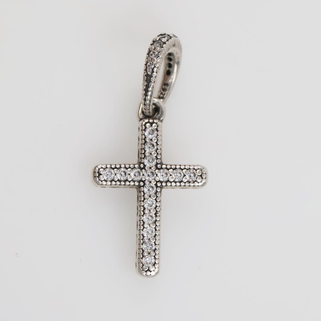 Pandora Sterling Silver Sparkling Cross Pendant