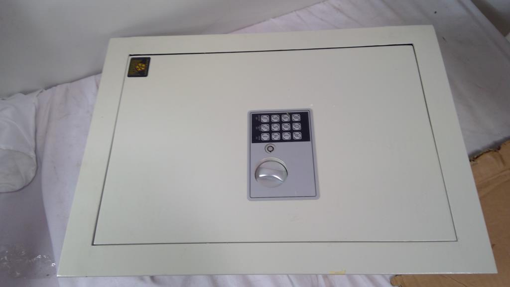 Paragon Lock & Safe With Keypad Property Room