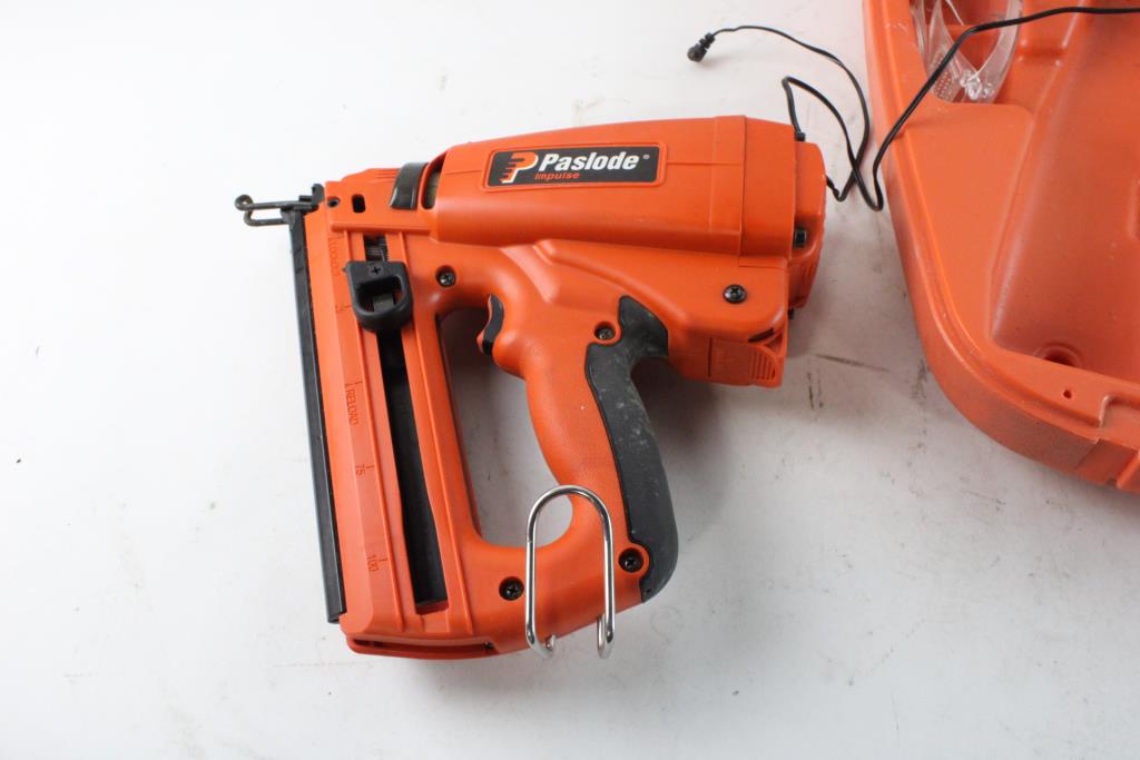 Paslode Angled Finish Nailer Property Room