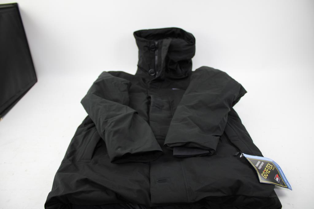 Patagonia Men's Frozen Range Parka, Black, Medium