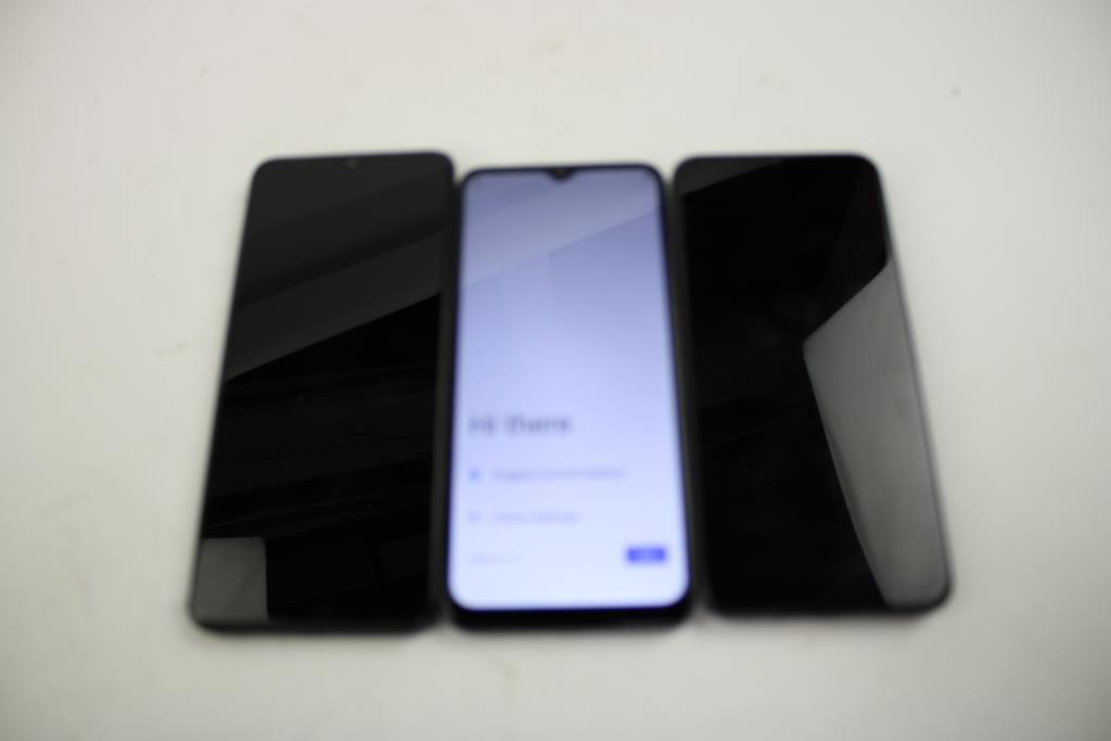 PCD, BLU, T-Mobile Cell Phone Lot, 3 Pieces, Sold For Parts