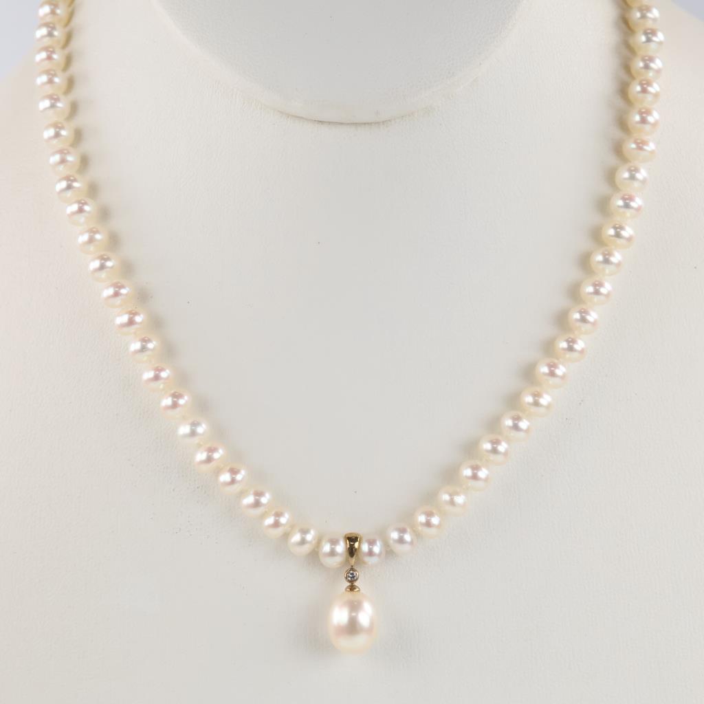 Pearl 10kt Gold Diamond Necklace