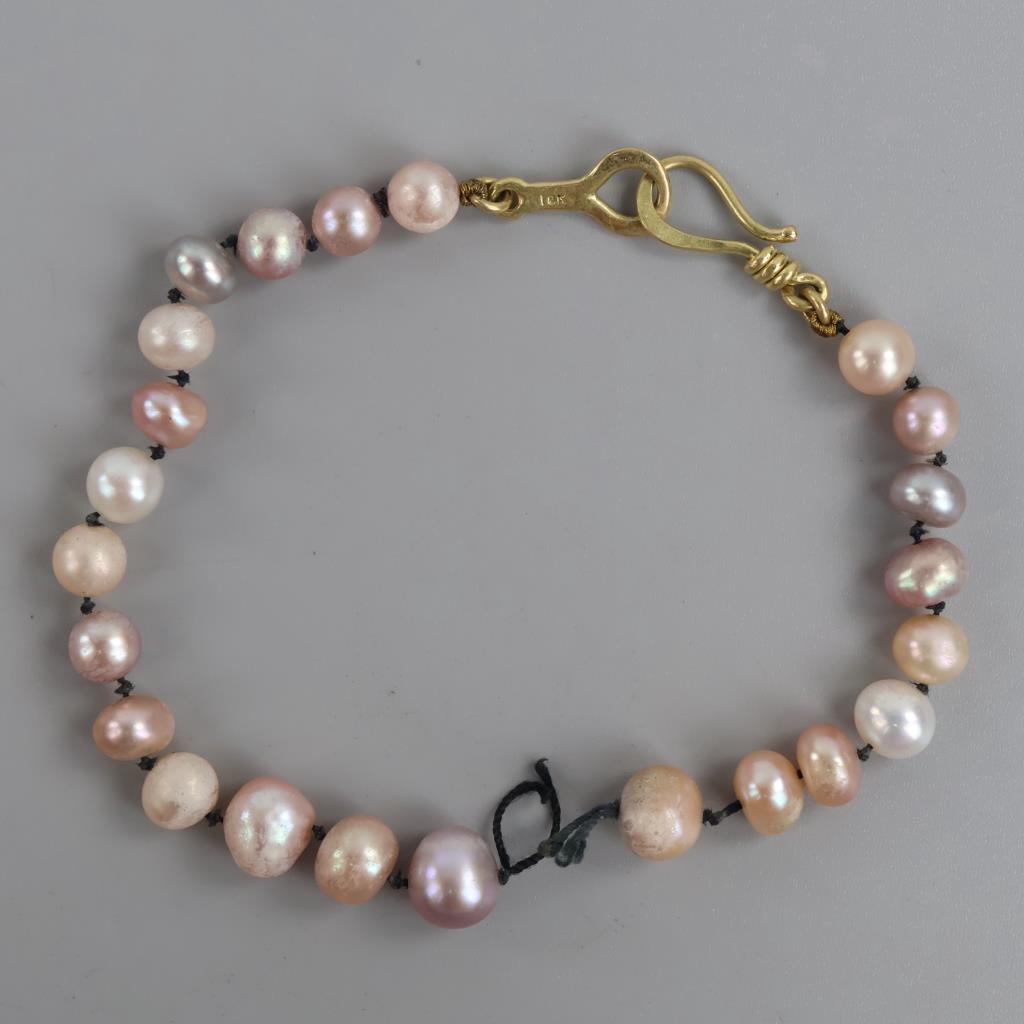 Pearl Bracelet 18kt Gold Clasp