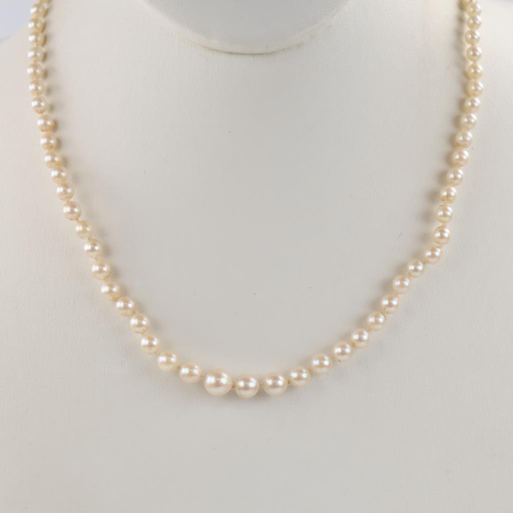 Pearl Necklace With 14kt Clasp