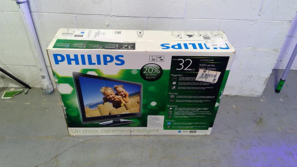 Philips 32" LCD TV